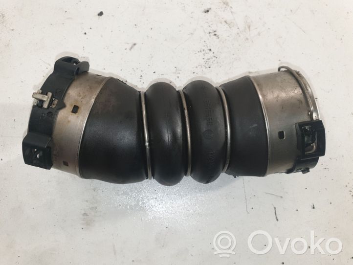 BMW 3 F30 F35 F31 Tube d'admission de tuyau de refroidisseur intermédiaire 8513450