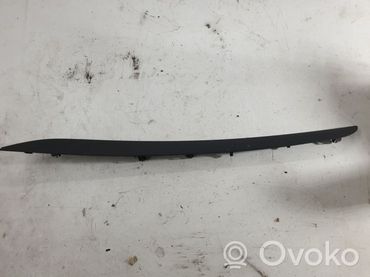 BMW 3 F30 F35 F31 Kita salono detalė 9222043