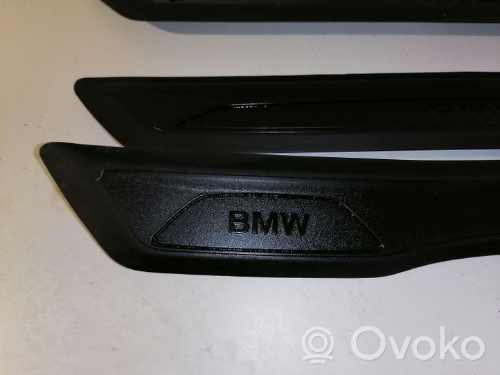 BMW 3 F30 F35 F31 Set di rivestimento del pannello della portiera 7263315