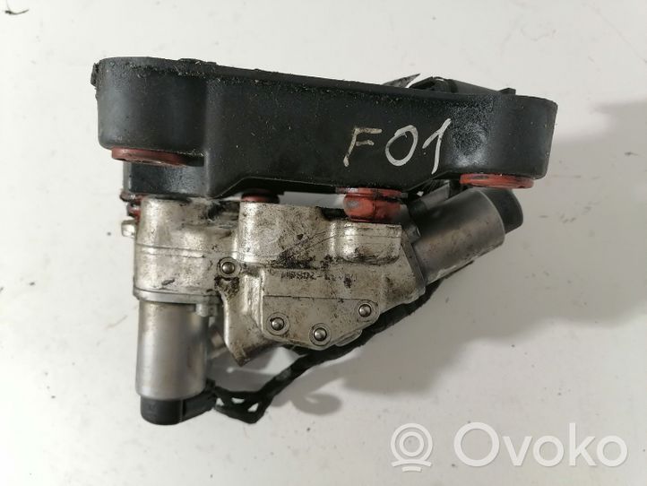 BMW 7 F01 F02 F03 F04 Air suspension compressor 6775258