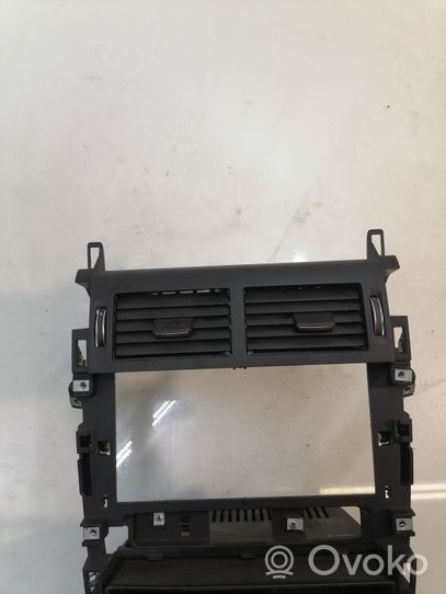 Land Rover Discovery Sport Grille d'aération centrale FK7204634