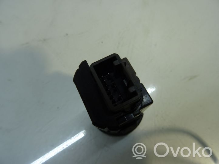 Toyota Auris E180 Moottorin start-stop-painike/kytkin 15A8543