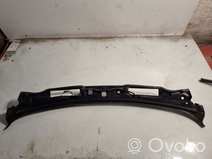 BMW 3 E90 E91 Rivestimento del tergicristallo 156772