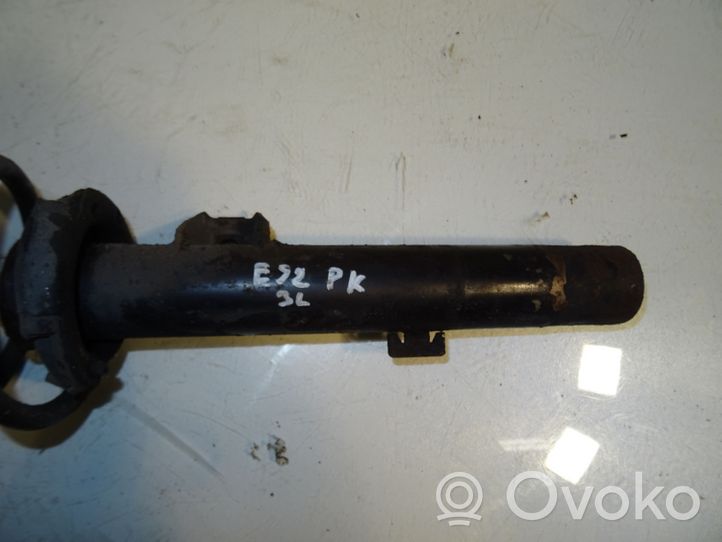 BMW 3 E92 E93 Priekinis amortizatorius su spyruokle 6796159