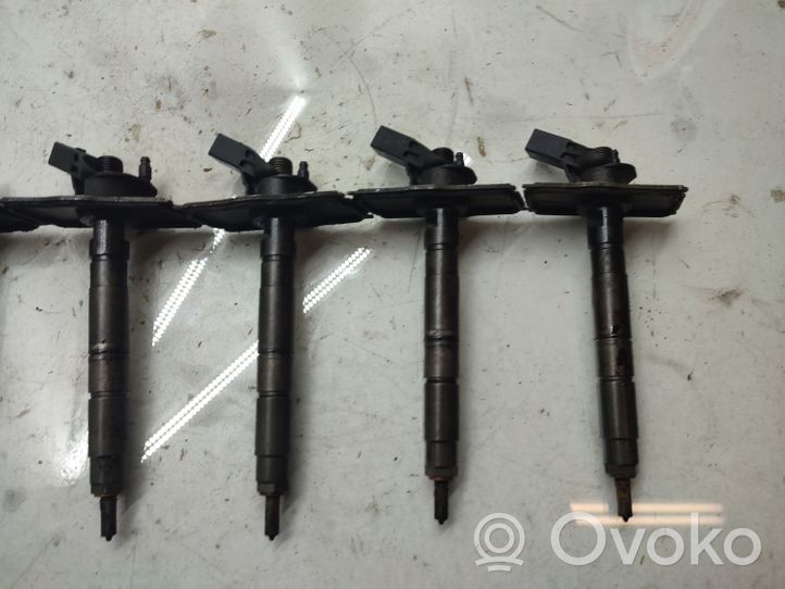 Audi Q7 4L Set di iniettori 059103113