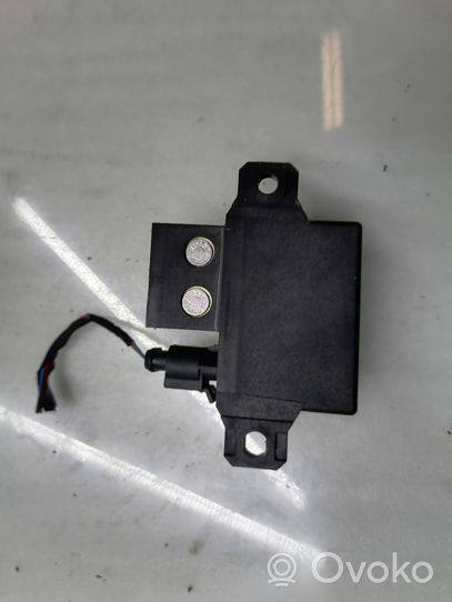 BMW 5 F10 F11 Ignition relay 7661503