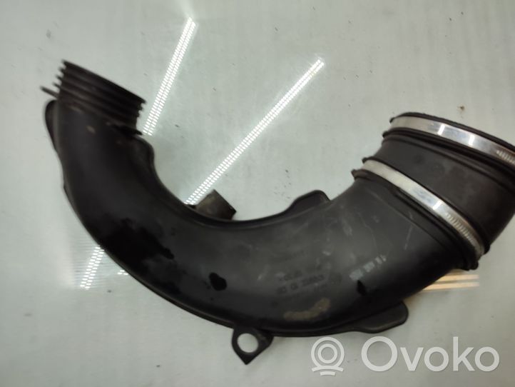 BMW 7 F01 F02 F03 F04 Parte del condotto di aspirazione dell'aria 7577451