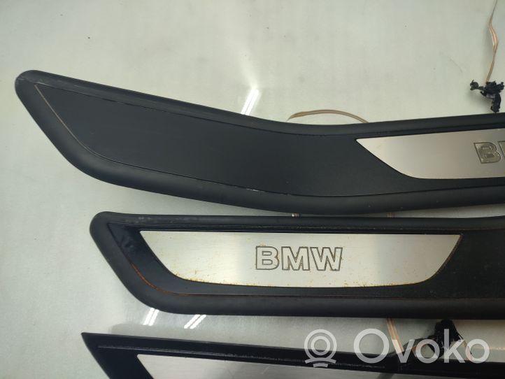 BMW 7 F01 F02 F03 F04 Zestaw listew progowych (wewnętrznych) 7181012