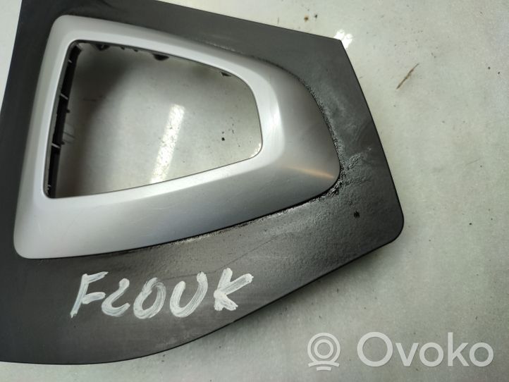 BMW 1 F20 F21 Rivestimento in plastica cornice della leva del cambio 9207316