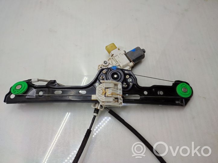 BMW 1 E81 E87 Alzacristalli della portiera anteriore con motorino 7067796