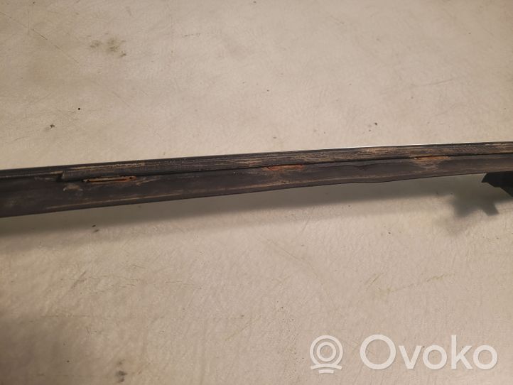 BMW 3 E92 E93 Moulures des vitres de la porte arrière 7119097