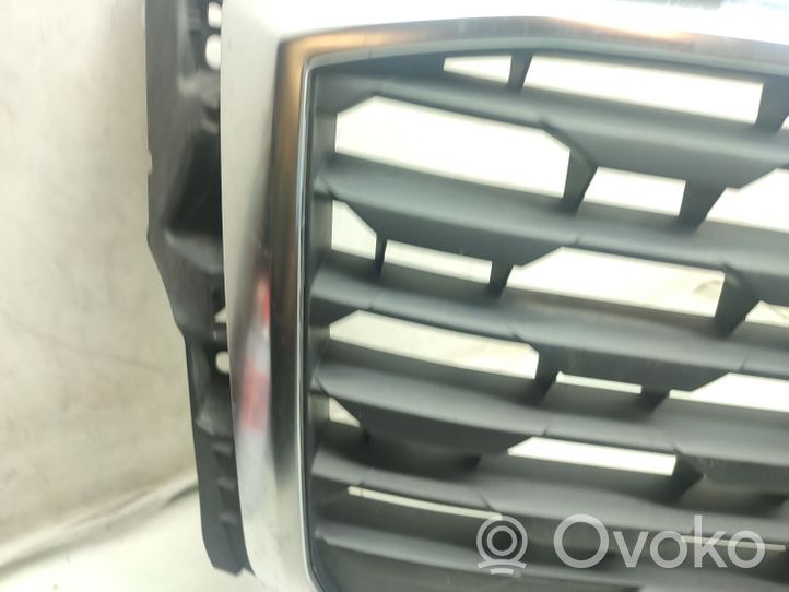 Audi Q2 - Grille calandre supérieure de pare-chocs avant 81A853651