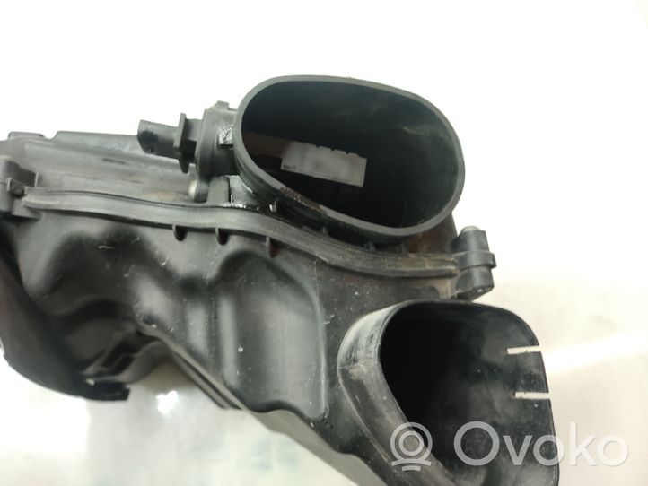 BMW 5 F10 F11 Scatola del filtro dell’aria 7577467