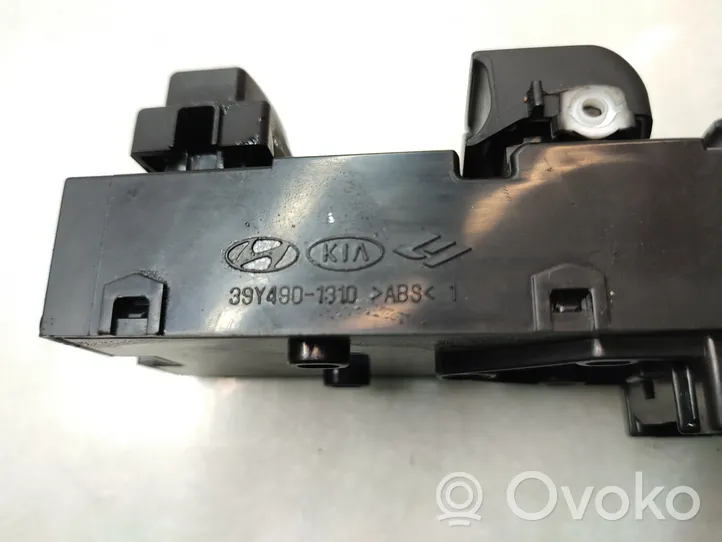 Hyundai i30 Interruttore di controllo dell’alzacristalli elettrico 39Y4901310