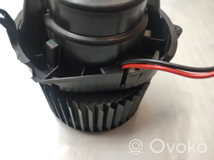 BMW X2 F39 Ventola riscaldamento/ventilatore abitacolo 9297752