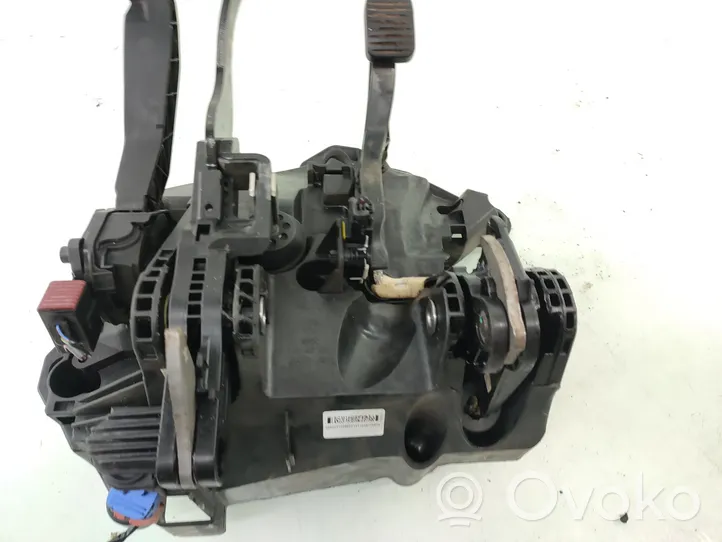 Volkswagen Polo V 6R Conjunto de pedal 6PV010175