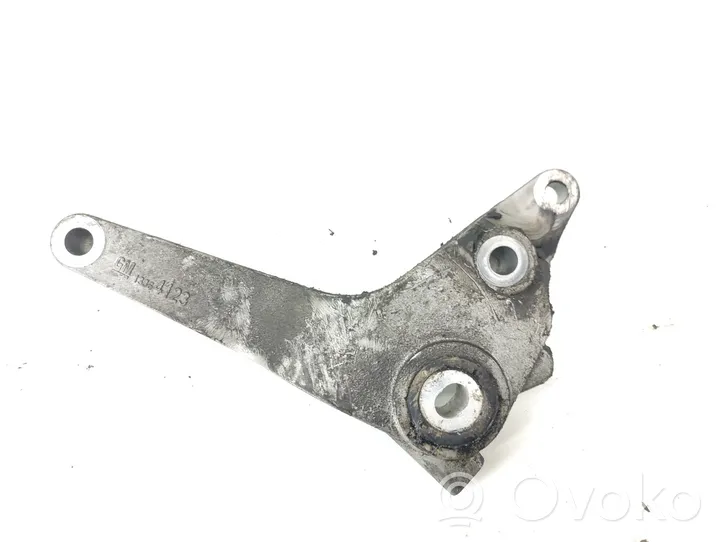 Opel Astra K Engine mounting bracket 13364123