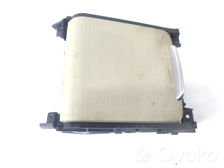 Volvo V70 Portavasos delantero 39997587