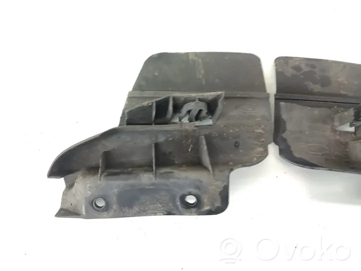 Ford B-MAX Chlapacze tylne AV11R10175AB