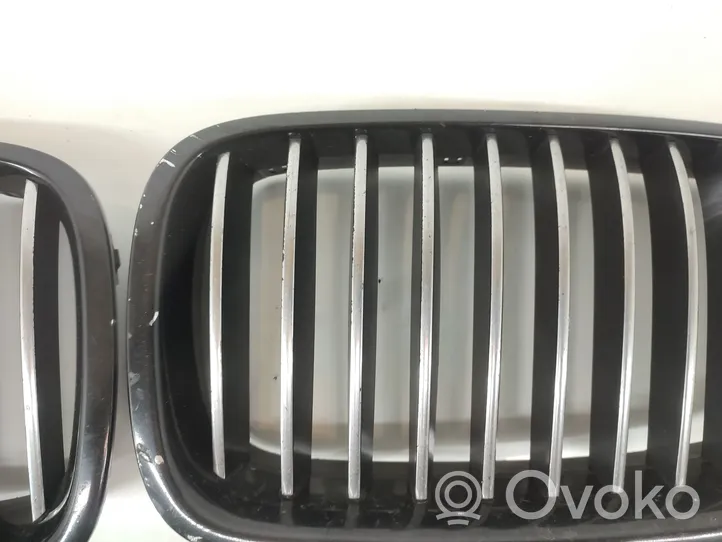 BMW 5 F10 F11 Front bumper upper radiator grill 7200728