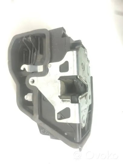 BMW 1 F20 F21 Serratura portiera anteriore 7229461