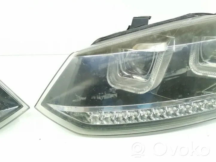 Volkswagen Polo V 6R Lampy przednie / Komplet VK171B3WU02V