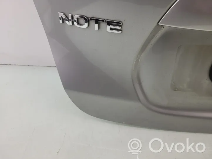 Nissan Note (E12) Couvercle de coffre 