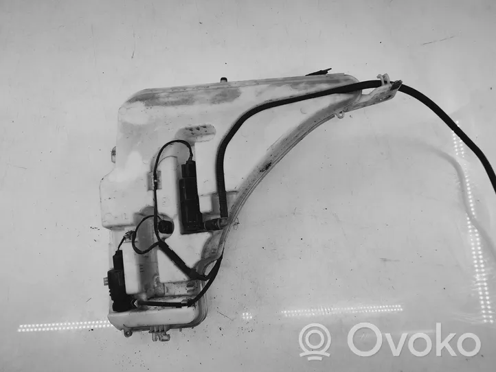 BMW 4 F36 Gran coupe Windshield washer fluid reservoir/tank 7241679