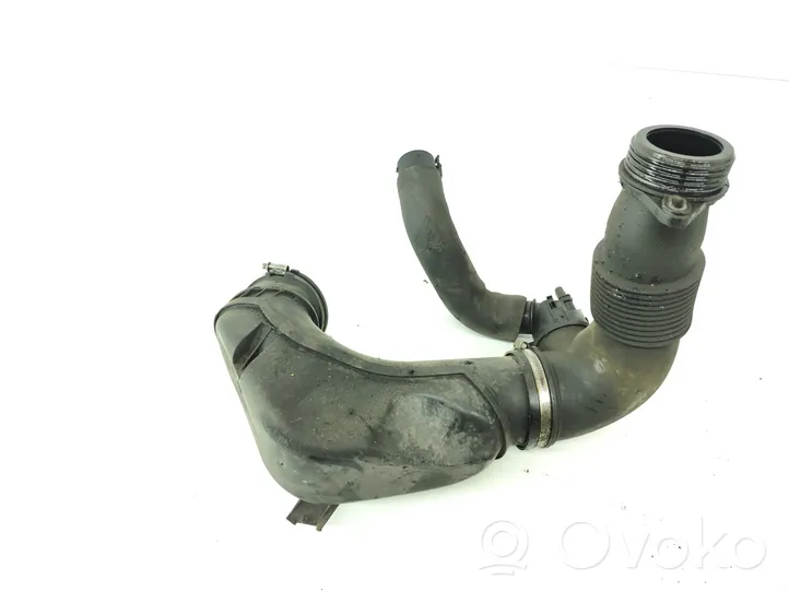 BMW 4 F36 Gran coupe Air intake duct part 7605045
