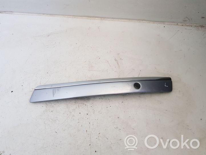 Audi A8 S8 D3 4E Rivestimento del pannello parte angolare del paraurti anteriore 4E0807223AB