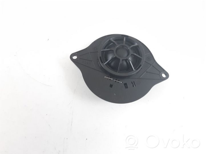 Audi A4 S4 B9 Pannello altoparlante 8W0035399