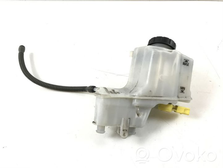 Volkswagen Golf VII Brake fluid reservoir 5Q2611301B