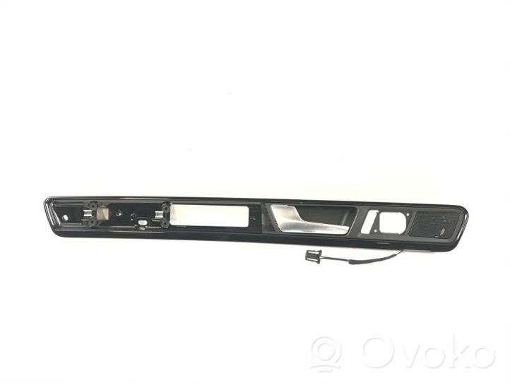 Volkswagen Touareg II Set di rivestimento del pannello della portiera 7P1857189B