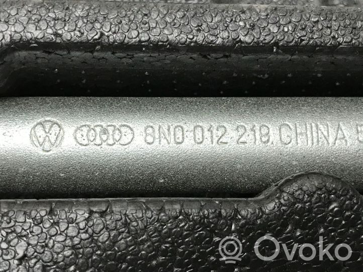 Audi A4 S4 B9 Skrzynka narzędziowa 8W0012109