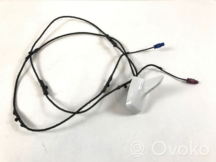 Audi A4 S4 B8 8K Radion antenni 8K5035503E