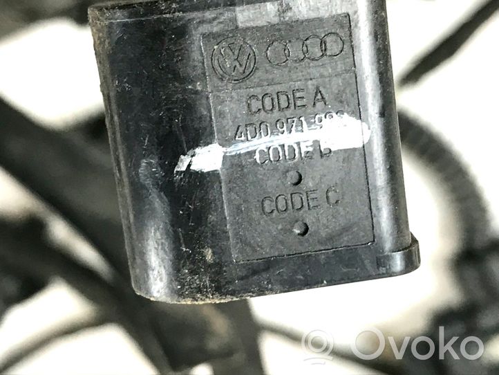 Audi A4 S4 B9 Wtyczka złącza modułu ABS 8K0973702D