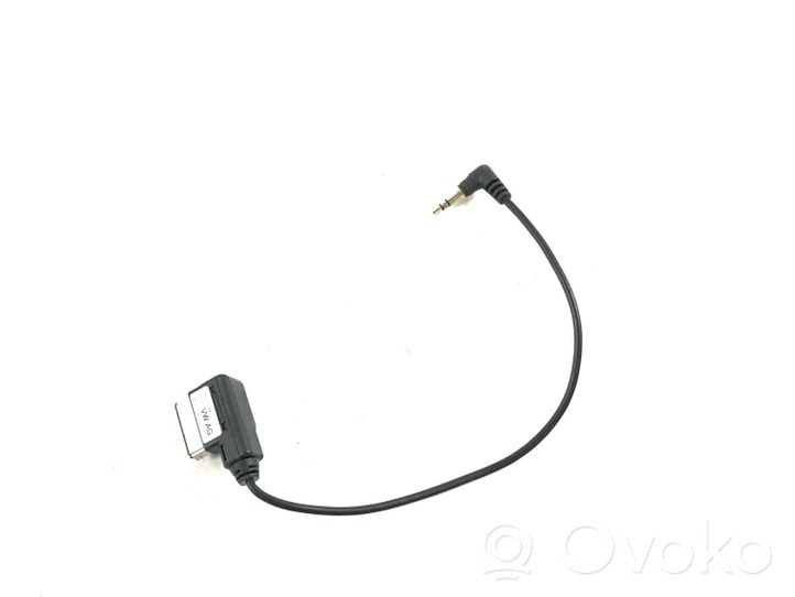 Volkswagen Touareg II Prise interface port USB auxiliaire, adaptateur iPod 7P6035443