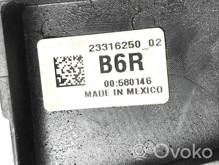 Chevrolet Malibu Module de fusibles 23316250