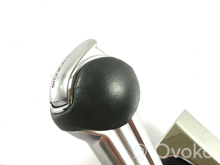 Ford Mustang VI Gear lever shifter trim leather/knob FR3P7K004