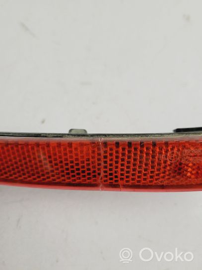 Audi A4 S4 B9 Odblask lampy tylnej 8W0945105C