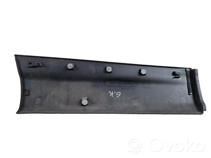 Nissan Qashqai Rivestimento portiera posteriore (modanatura) 828714EA0A