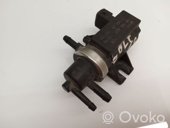 Volkswagen Golf III Magneettiventtiili 1H0906627