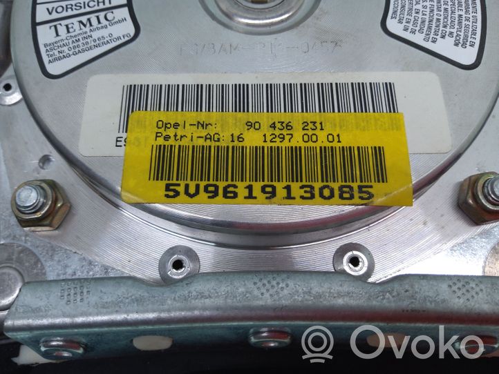 Opel Corsa B Ohjauspyörän turvatyyny 5V961913085