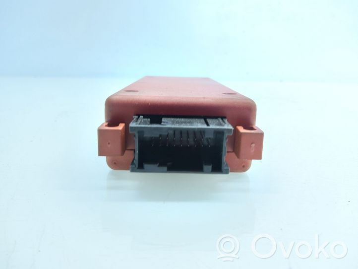 Audi A4 S4 B6 8E 8H Sterownik / Moduł sterujący telefonem 8D0862335B