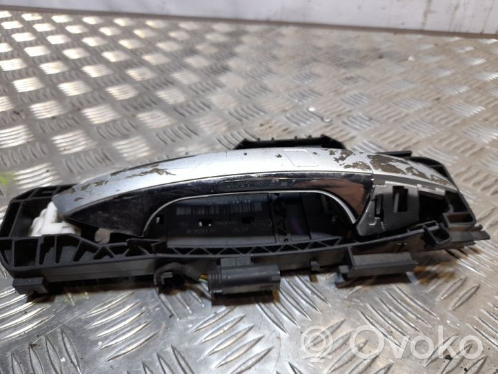 Mercedes-Benz GL X166 Klamka/wspornik zewnętrzny drzwi przednich H3047602434