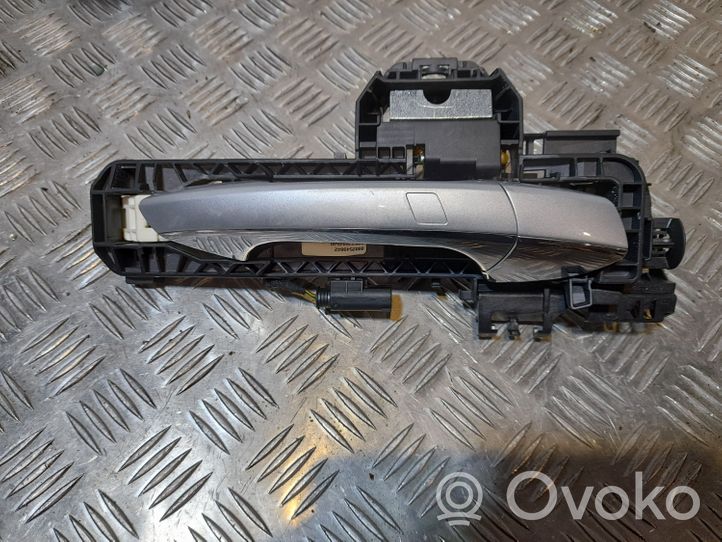 Mercedes-Benz E A207 Manecilla externa puerta delantera A2077604540