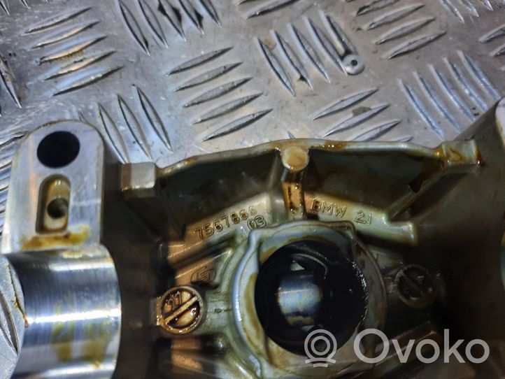 BMW 6 F12 F13 Kita variklio galvutės detalė 756786603