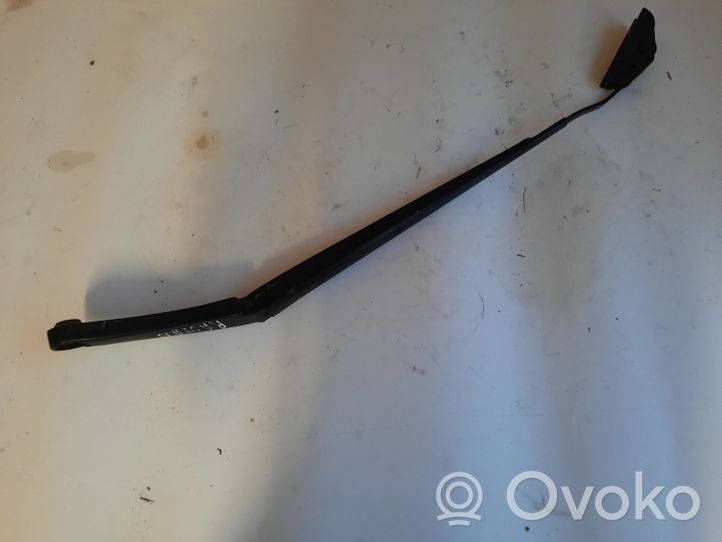 Volkswagen Routan Ramię wycieraczki szyby przedniej / czołowej 05113045AC