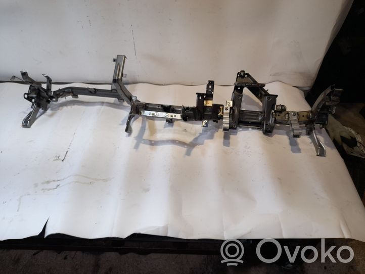 Volkswagen Touareg II Balkis panelės tvirtinimo 7P0971882