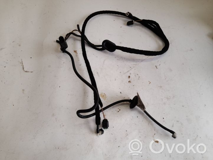 Volkswagen Touareg II Tubo flessibile per liquido lavavetri del parabrezza 7P6971204C